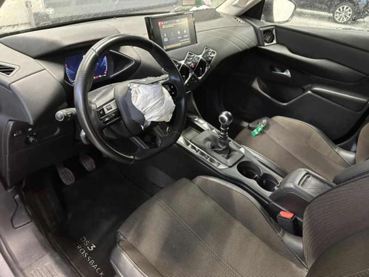 Ds DS 3 DS 3 Crossback PureTech 100 Performance Line (14)