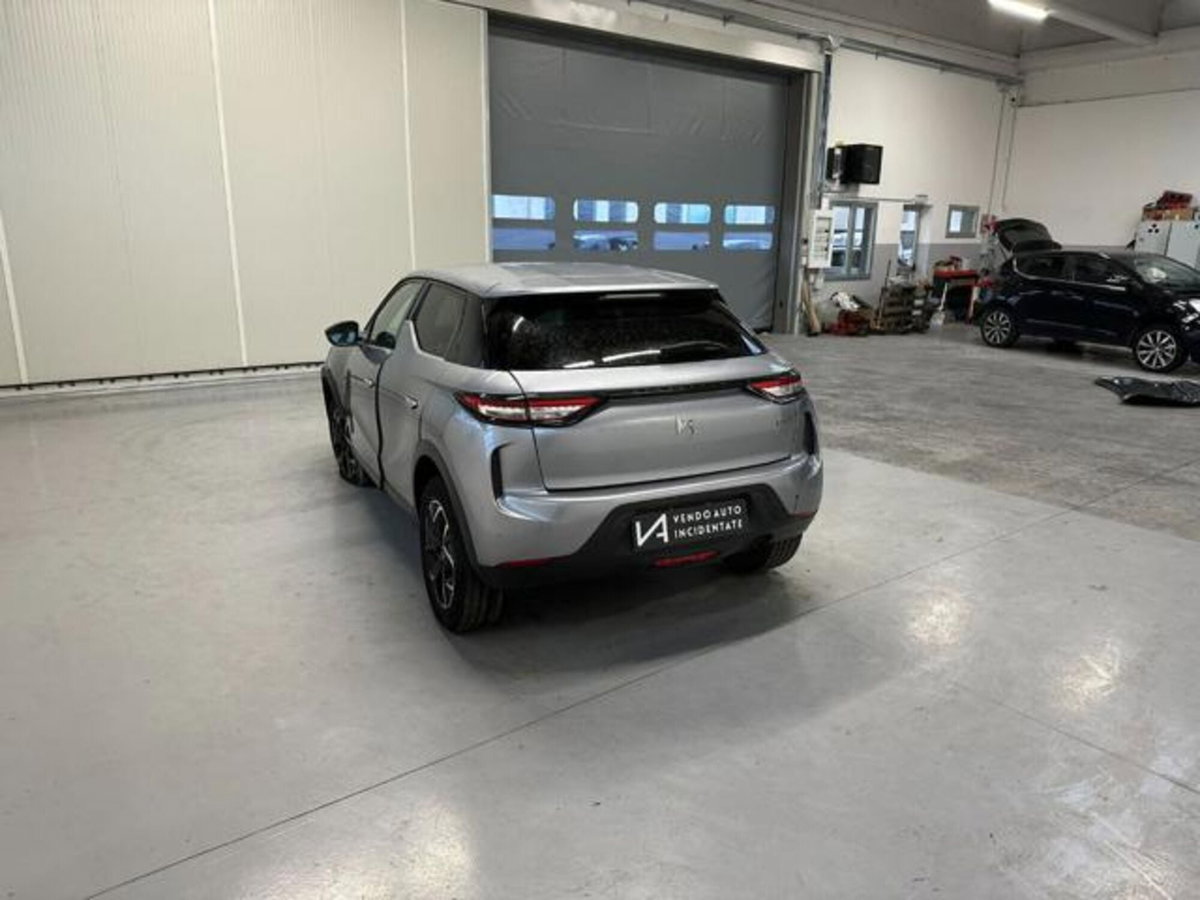Ds DS 3 DS 3 Crossback PureTech 100 Performance Line (5)
