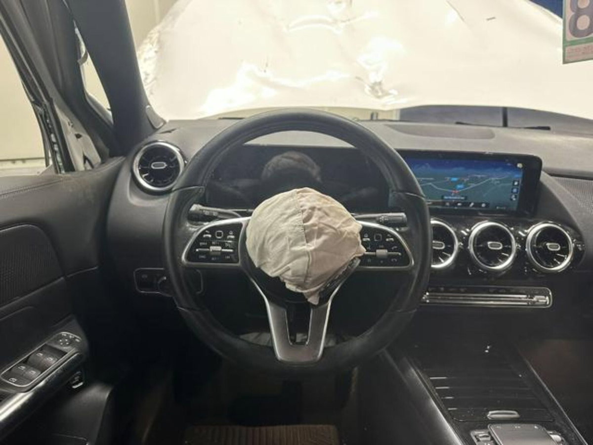 Mercedes-Benz GLA SUV 200 Automatic Executive (16)