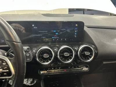 Mercedes-Benz GLA SUV 200 Automatic Executive (17)