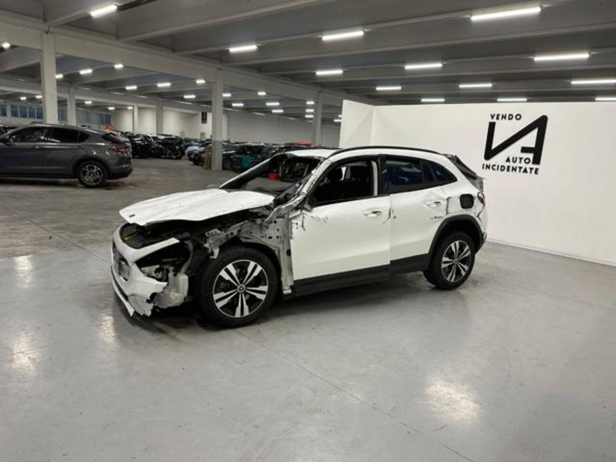 Mercedes-Benz GLA SUV 200 Automatic Executive (4)