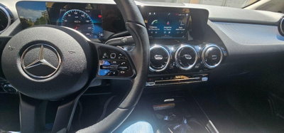 Mercedes-Benz Classe B 180 d Sport (12)