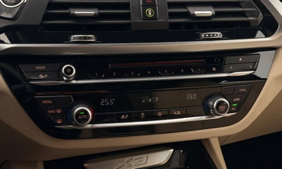 BMW X3 xDrive20d Luxury (11)
