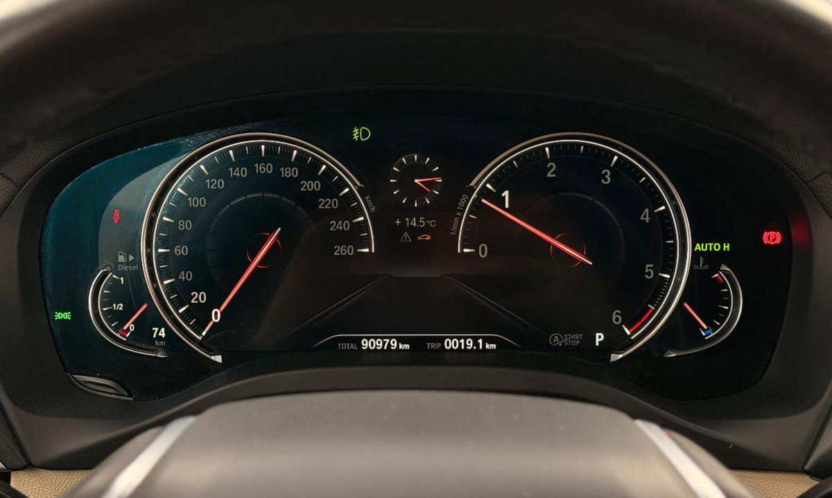 BMW X3 xDrive20d Luxury (9)