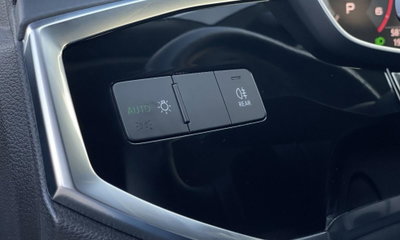 Audi Q3 35 TDI quattro S tronic Business Advanced (14)