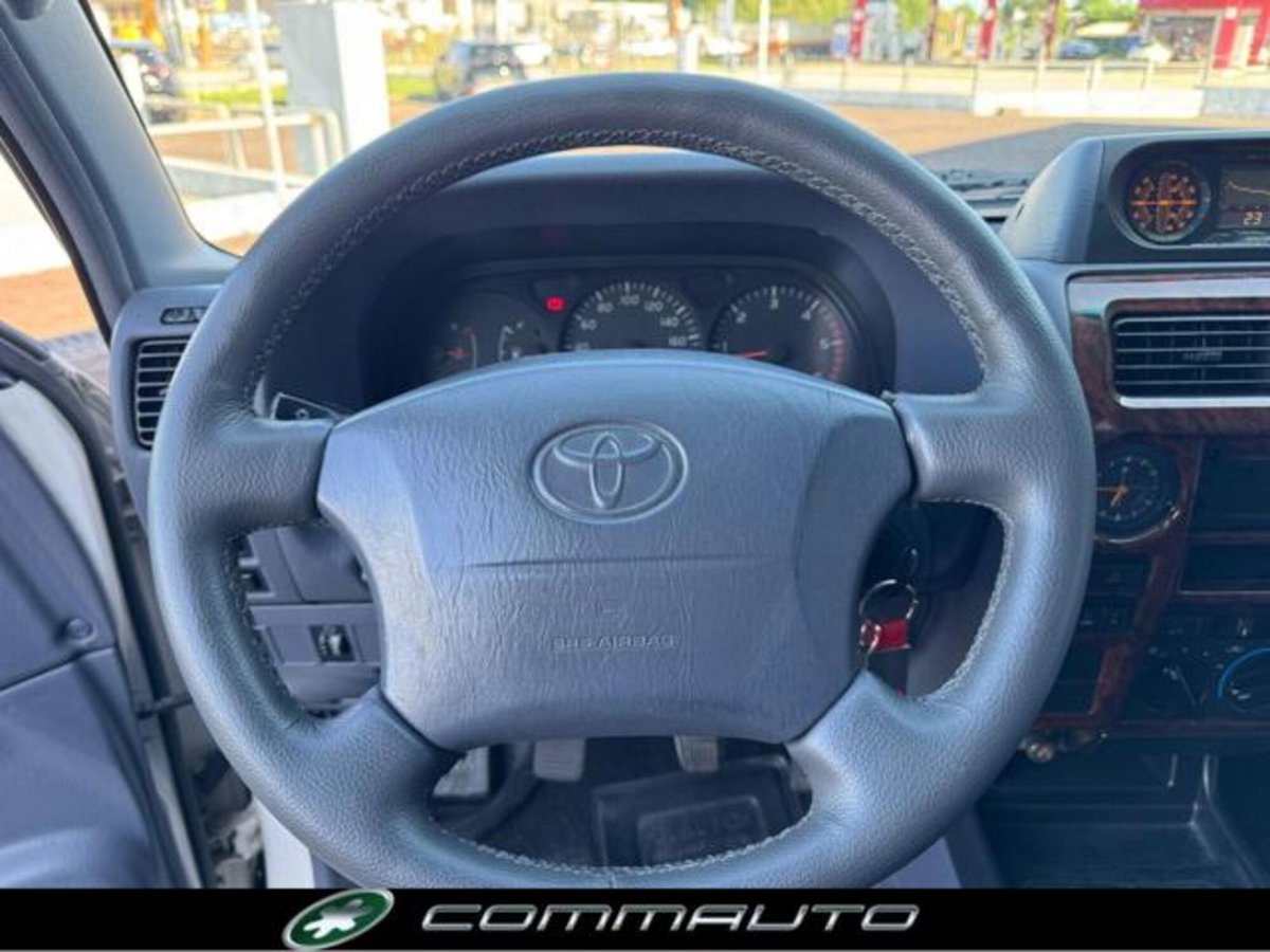 Toyota Land Cruiser turbodiesel 3 porte KZJ90 GX (14)
