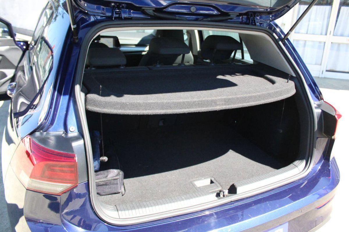 Volkswagen Golf Variant 1.0 eTSI EVO DSG Life (19)