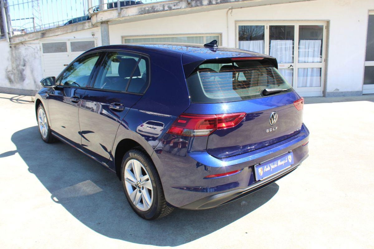 Volkswagen Golf Variant 1.0 eTSI EVO DSG Life (7)