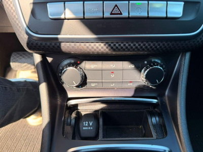 Mercedes-Benz Classe A 180 d Automatic Sport (19)