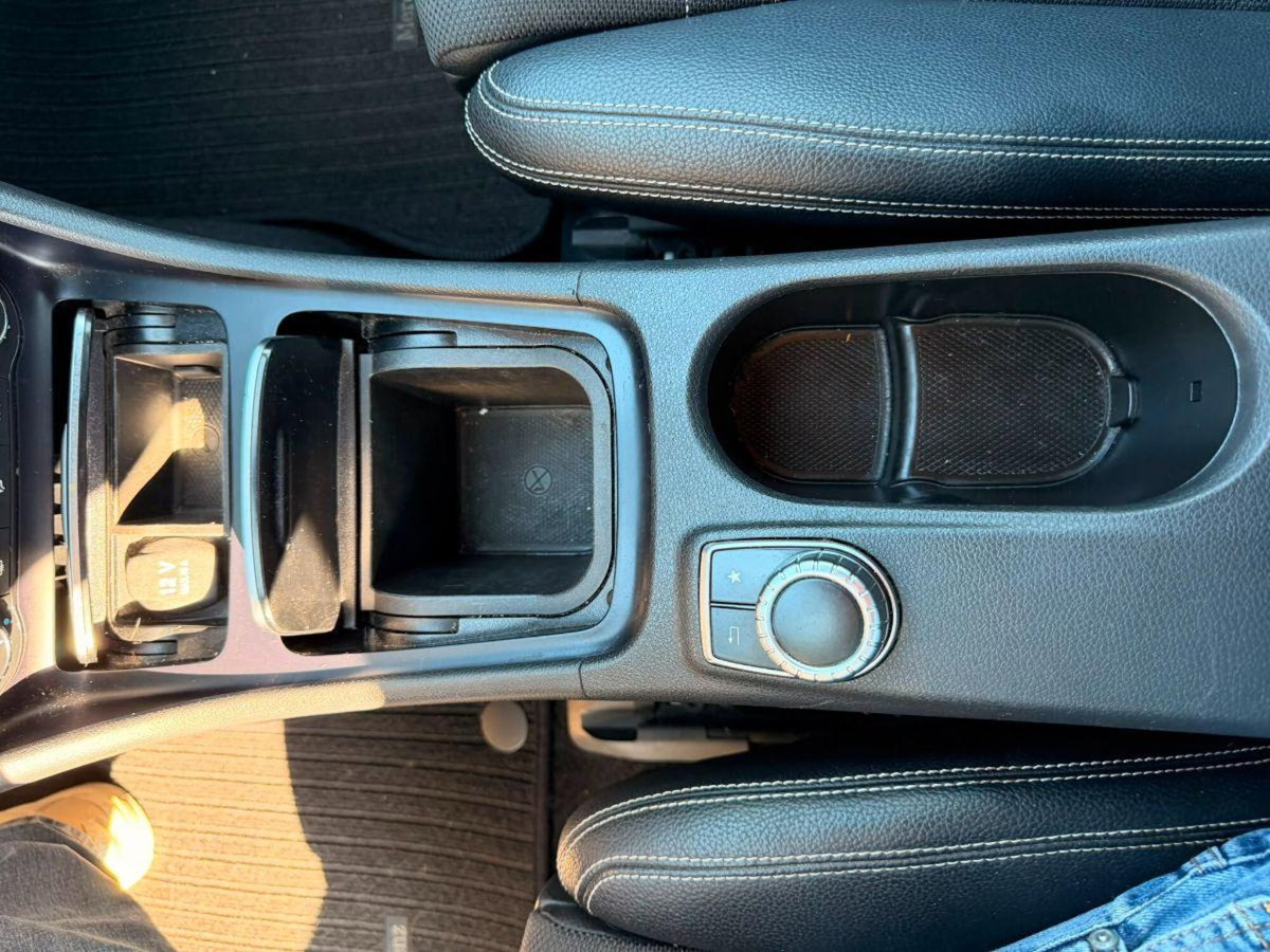 Mercedes-Benz Classe A 180 d Automatic Sport (20)
