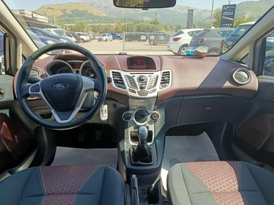 Ford Fiesta 1.2 82 CV 5 porte Titanium (13)