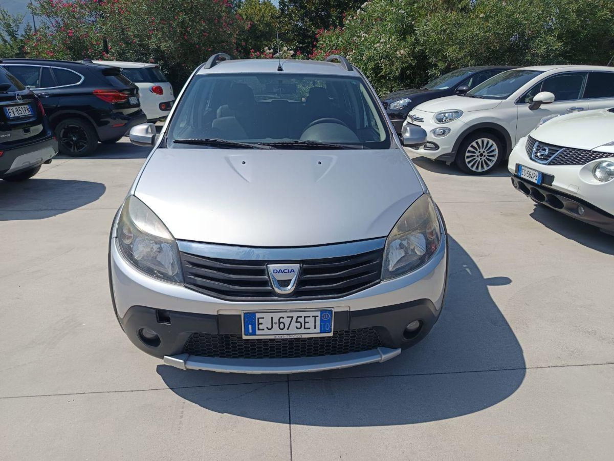 Dacia Sandero Stepway 1.5 dCi 90CV (2)