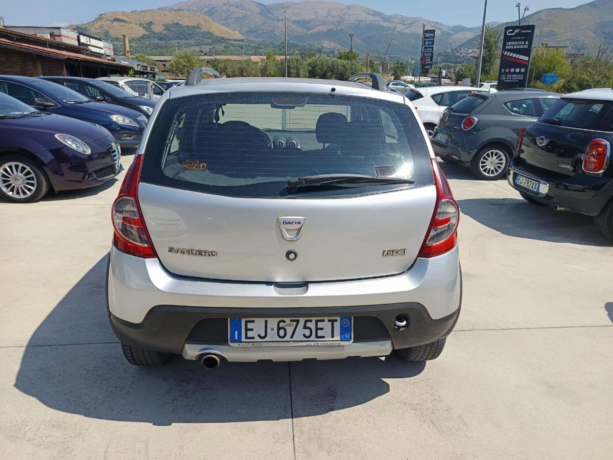 Dacia Sandero Stepway 1.5 dCi 90CV (8)