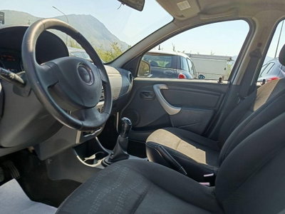 Dacia Sandero Stepway 1.5 dCi 90CV (9)