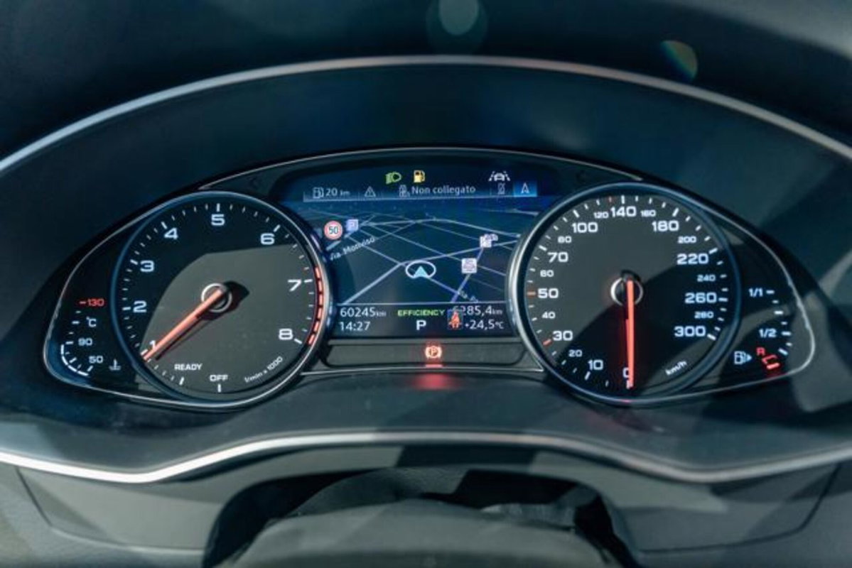 Audi A6 Avant 45 2.0 TFSI quattro ultra S tronic Business (11)