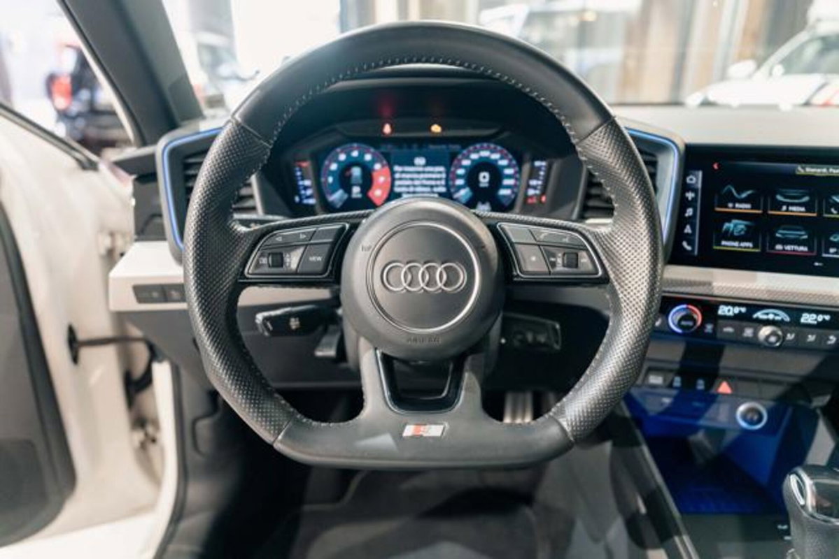 Audi A1 Sportback 40 TFSI S tronic S line edition (12)