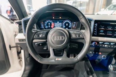 Audi A1 Sportback 40 TFSI S tronic S line edition (12)