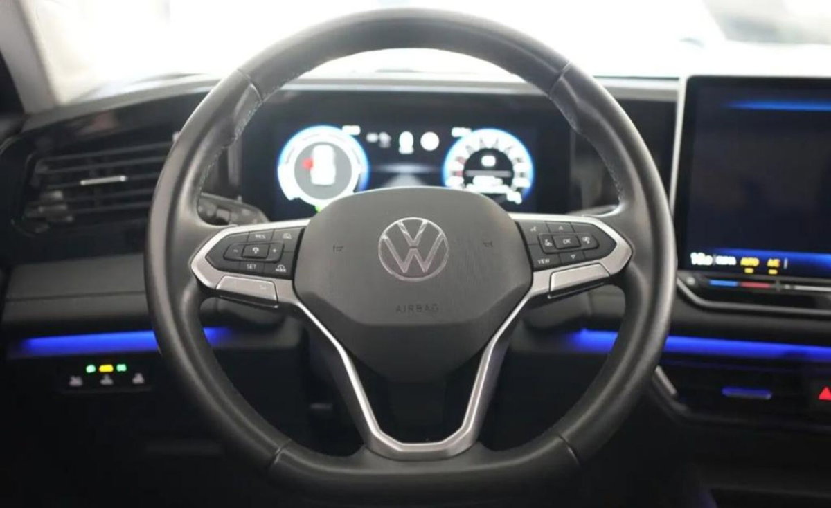 Volkswagen Tiguan 2.0 tdi Life 150cv dsg (10)