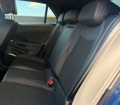 Volkswagen T-Roc 1.5 tsi R-Line dsg (5)