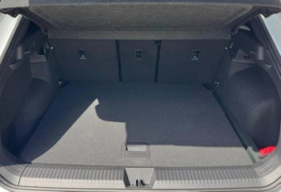 Volkswagen T-Roc 1.5 tsi R-Line dsg (7)