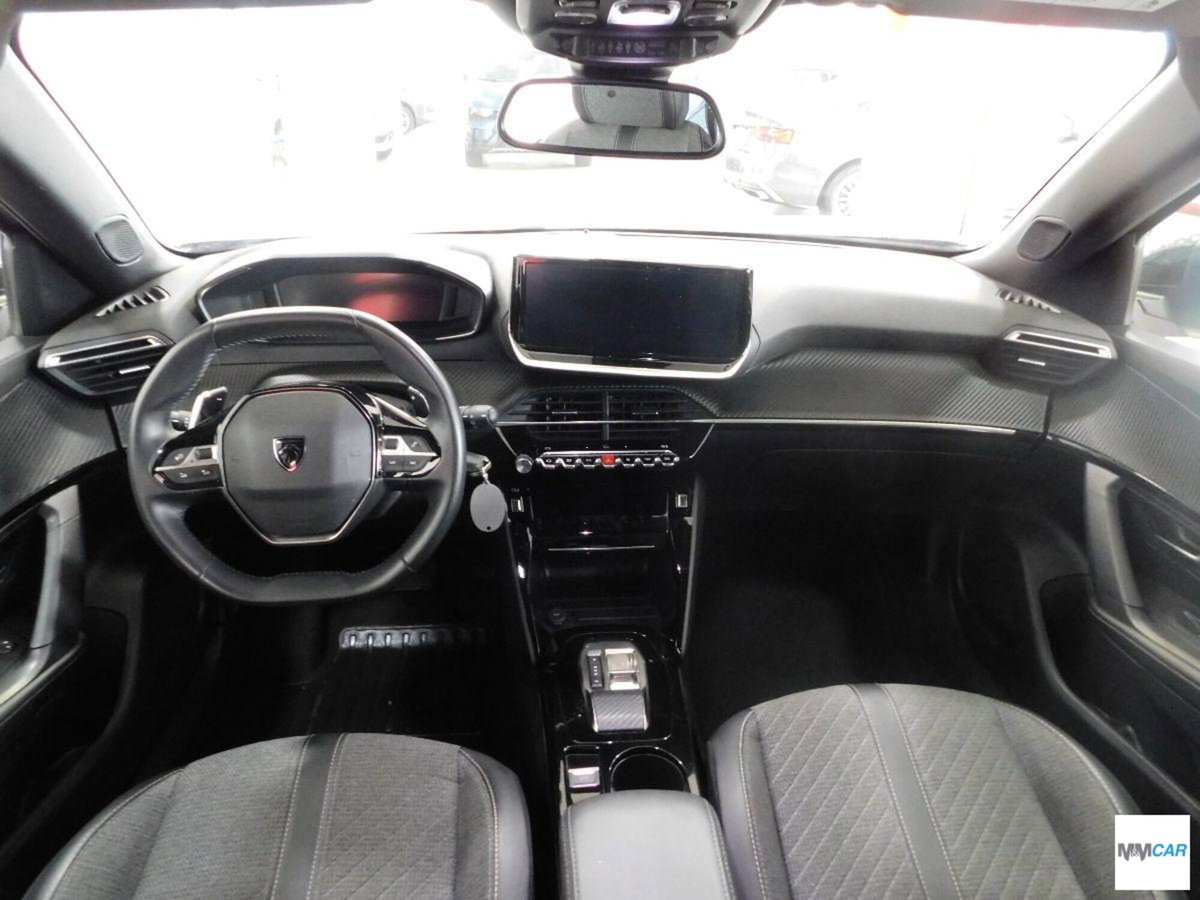 Peugeot 2008 1.2 puretech Allure s&s 130cv eat8 (10)
