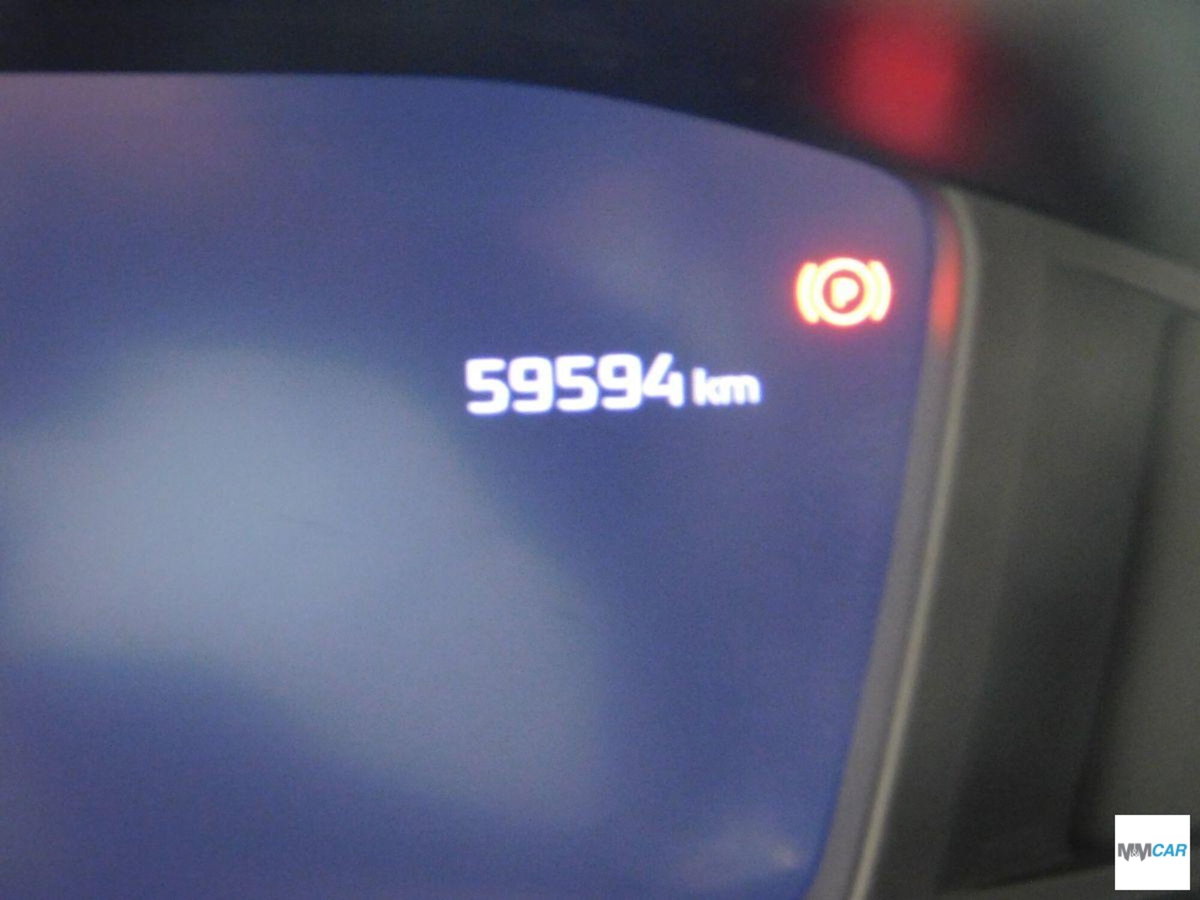 Peugeot 2008 1.2 puretech Allure s&s 130cv eat8 (11)