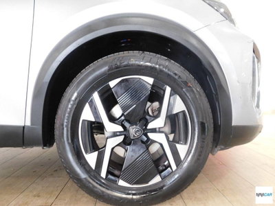 Peugeot 2008 1.2 puretech Allure s&s 130cv eat8 (5)