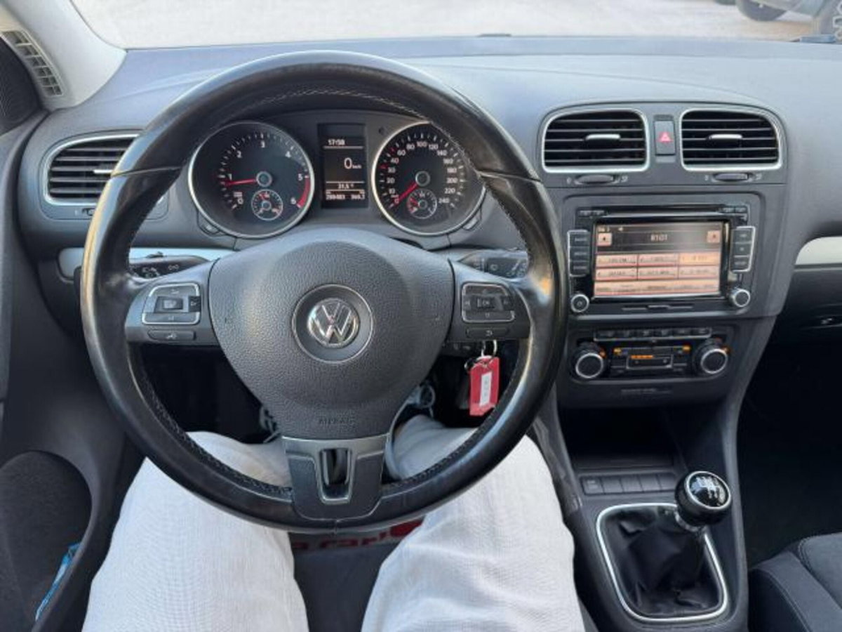 Volkswagen Golf 2.0 TDI 140CV DPF 5p. Highline (13)