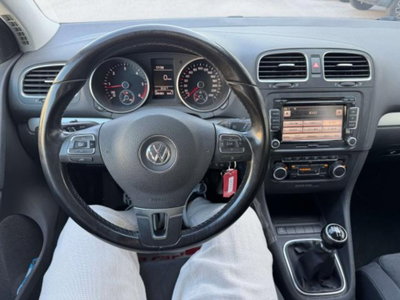 Volkswagen Golf 2.0 TDI 140CV DPF 5p. Highline (13)