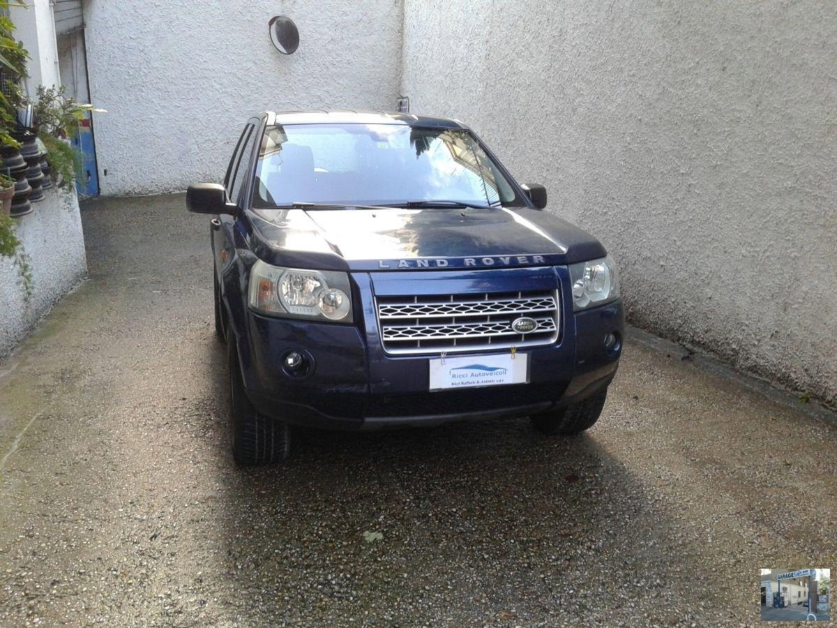 Land Rover Freelander 2.2 TD4 S.W. S (2)