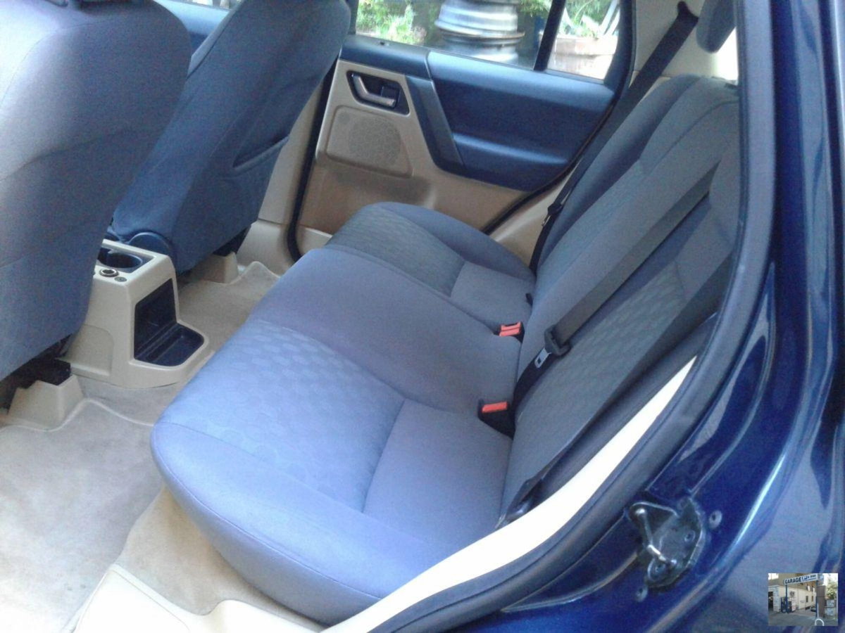 Land Rover Freelander 2.2 TD4 S.W. S (6)