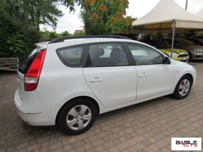 Hyundai i30 Station Wagon 1.6 CRDi 90CV 6m Comfort (4)