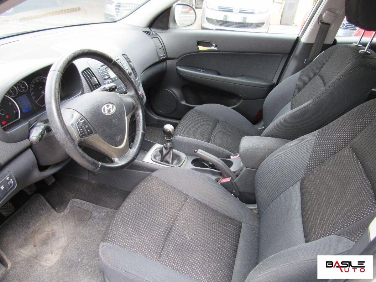 Hyundai i30 Station Wagon 1.6 CRDi 90CV 6m Comfort (5)