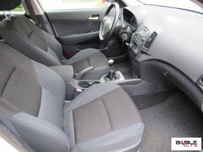 Hyundai i30 Station Wagon 1.6 CRDi 90CV 6m Comfort (7)