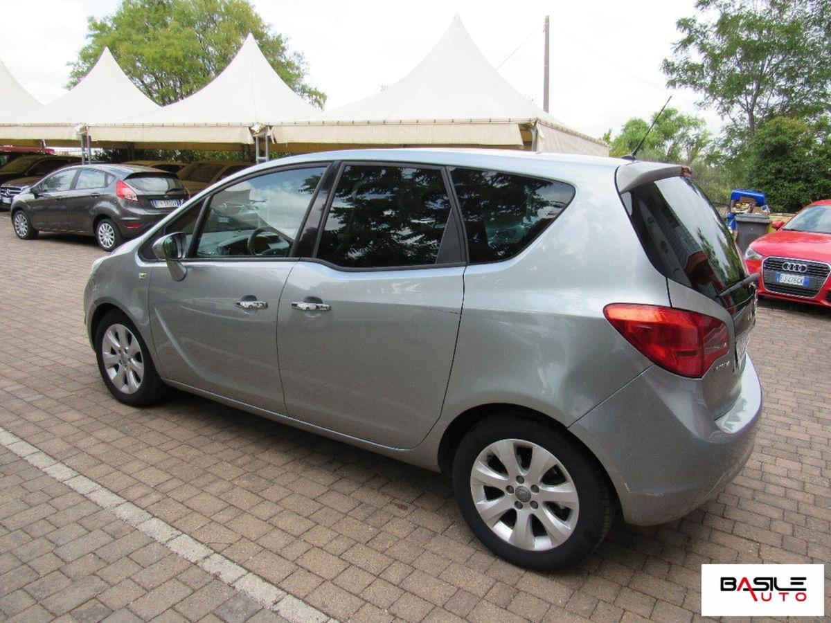 Opel Meriva 1.3 CDTI Cosmo (6)