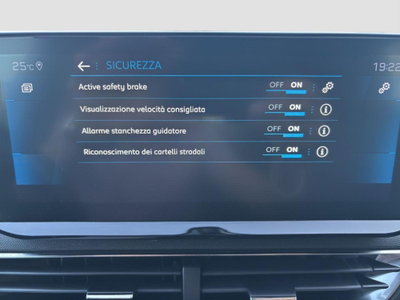 Peugeot 3008 BlueHDi 130 S&S EAT8 Allure Pack (17)