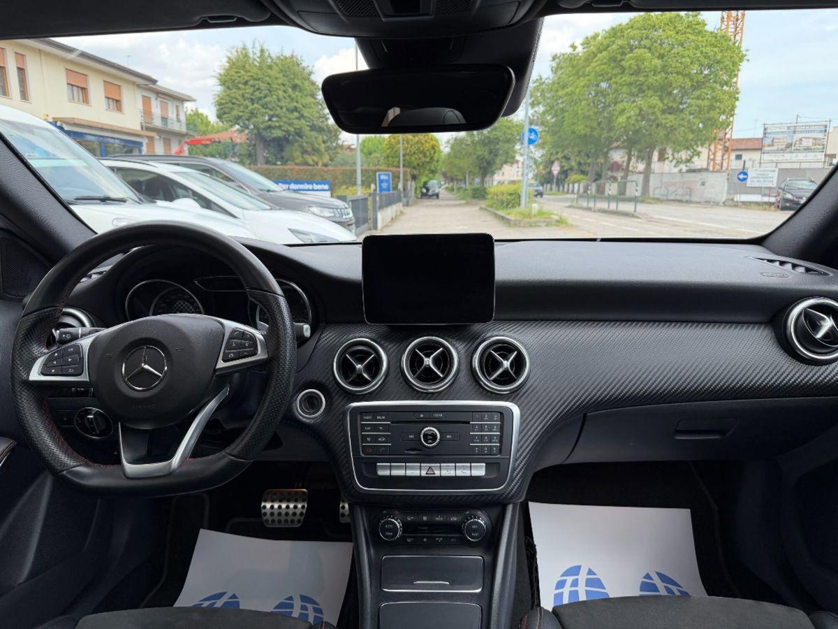 Mercedes-Benz Classe A 200 d Automatic 4Matic Sport (11)