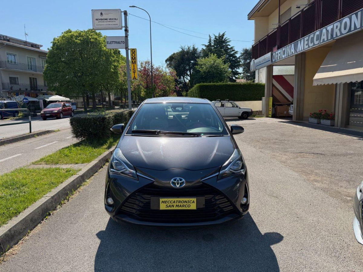 Toyota Yaris Cross 1.5 Hybrid 5p. E-CVT Active (2)