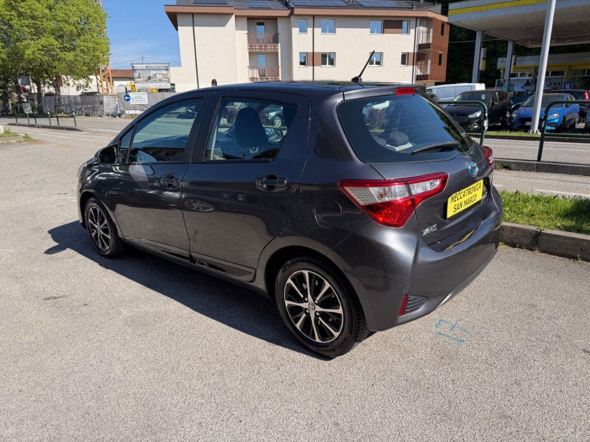 Toyota Yaris Cross 1.5 Hybrid 5p. E-CVT Active (6)