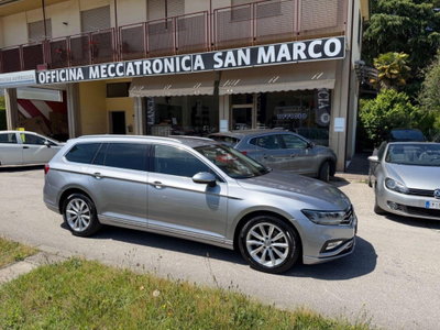 Volkswagen Passat Variant 1.6 TDI SCR DSG Business BMT usata