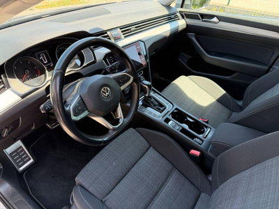 Volkswagen Passat Variant 1.6 TDI SCR DSG Business BMT (12)