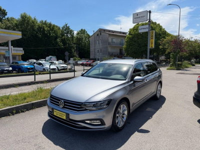 Volkswagen Passat Variant 1.6 TDI SCR DSG Business BMT (3)