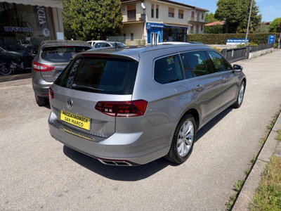 Volkswagen Passat Variant 1.6 TDI SCR DSG Business BMT (4)