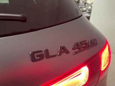 Mercedes-Benz GLA SUV 45 AMG 4Matic (11)