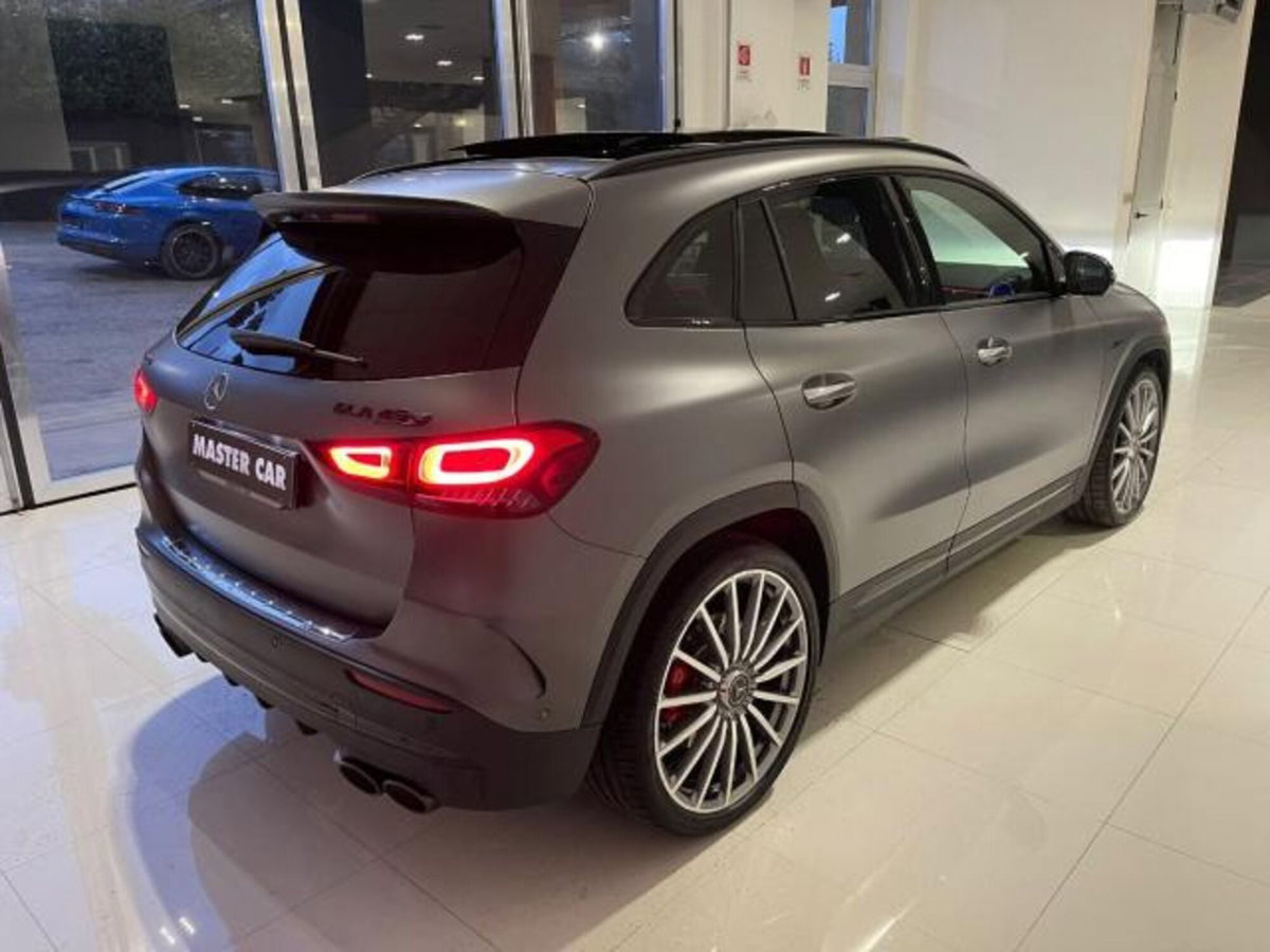 Mercedes-Benz GLA SUV 45 AMG 4Matic (4)