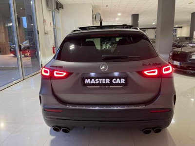 Mercedes-Benz GLA SUV 45 AMG 4Matic (9)