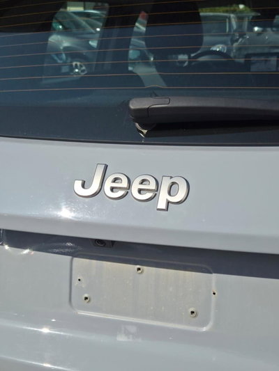Jeep Avenger 1.2 turbo Altitude fwd 100cv (7)
