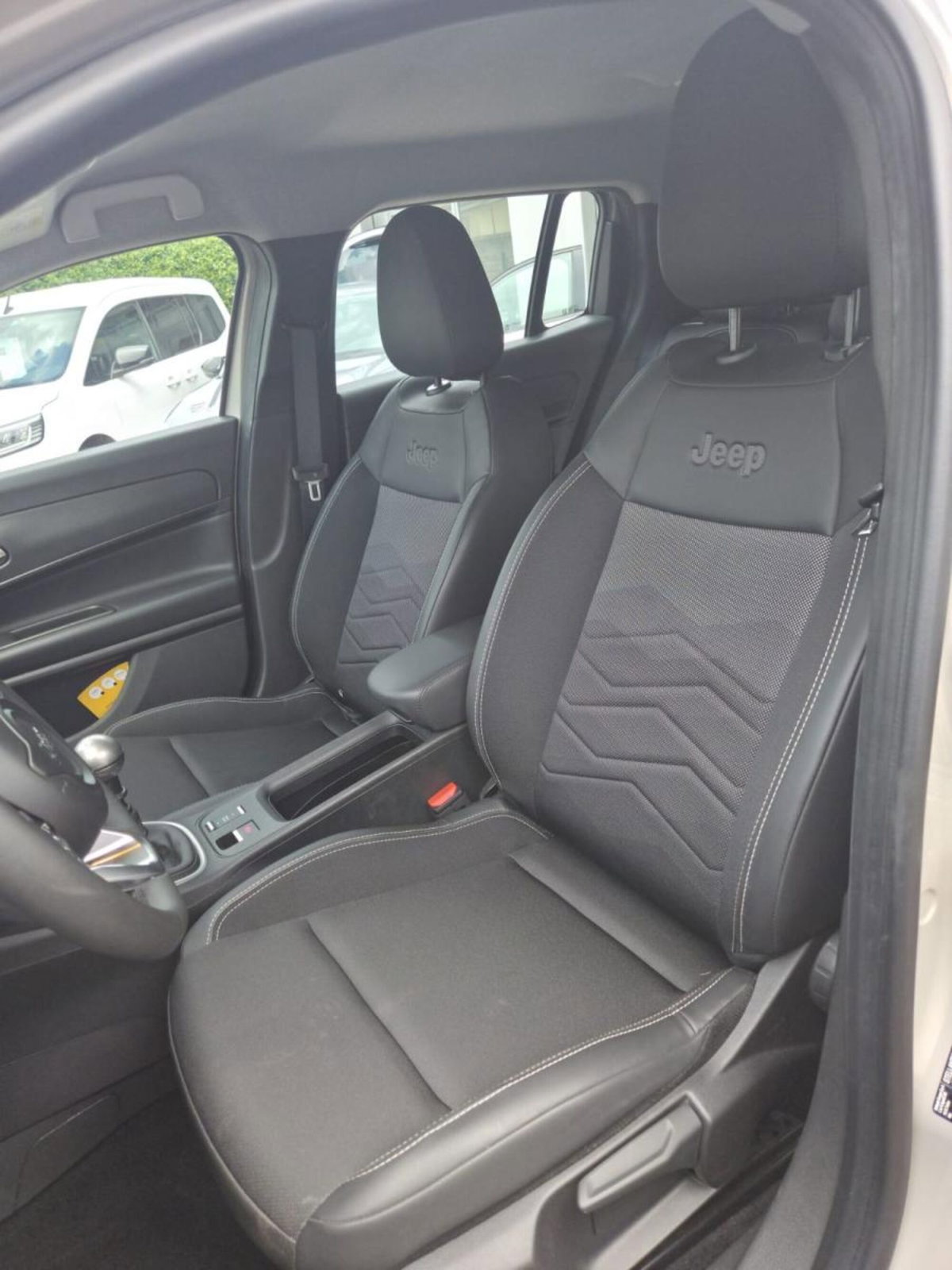 Jeep Avenger 1.2 turbo Altitude fwd 100cv (10)