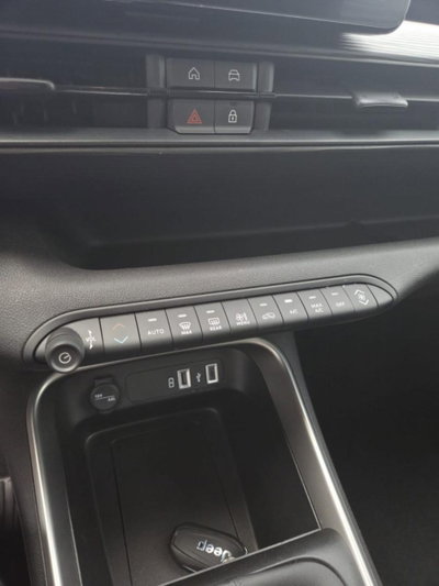 Jeep Avenger 1.2 turbo Altitude fwd 100cv (13)