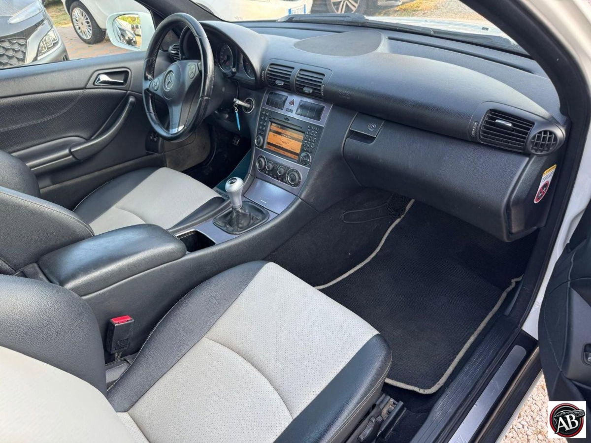 Mercedes-Benz CLC 220 CDI Sport (14)